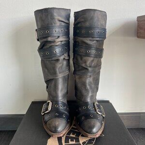 Freebird Stores | JERMAINE - Black Distressed 7.0